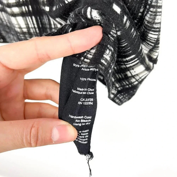 Aritzia Wilfred Free Womens XS Plaid V Scoop Neck T Shirt Black White Check Fall - Picture 5 of 5